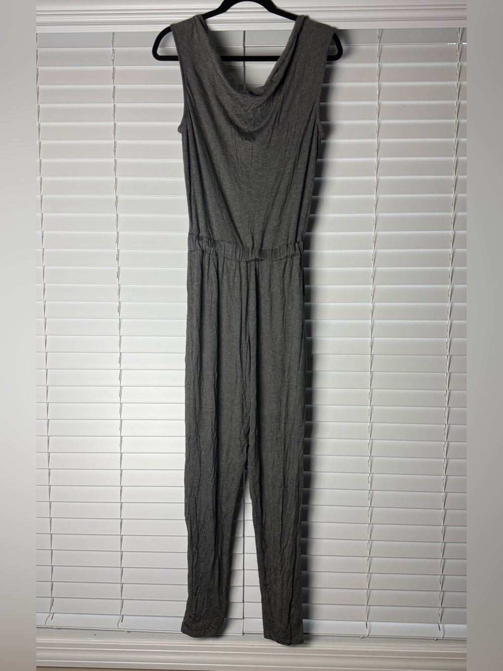 Green Envelope Sleeveless Gray Jumpsuit size small